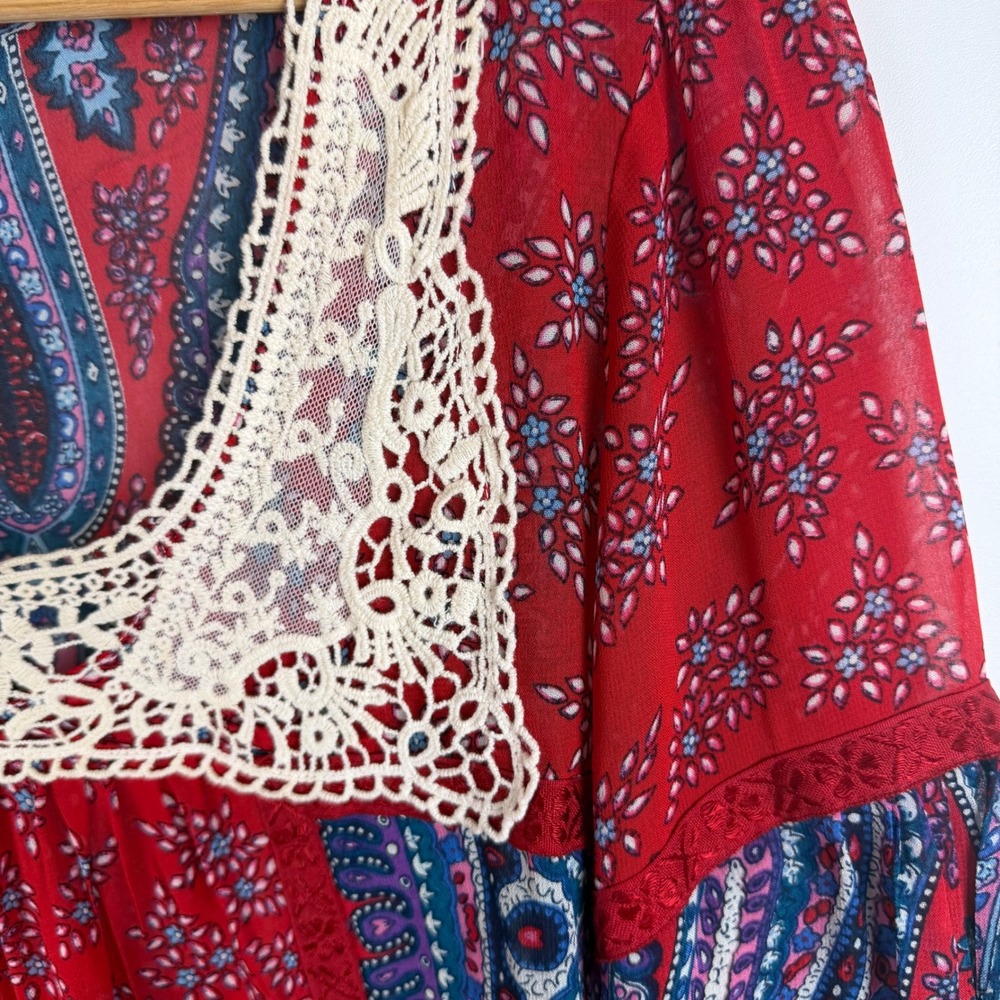 Bila Red Paisley Crochet Trim Blouse Medium Peasant Bandana Lightweight Boho - Picture 2 of 10